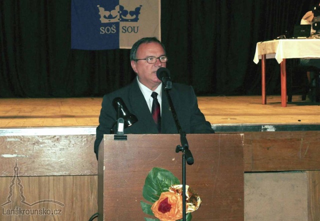 09_Hovori mgr Ryszard Szydlowski z Polska.jpg